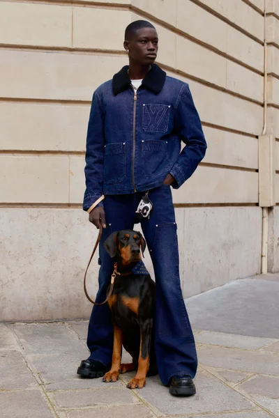 Look 11